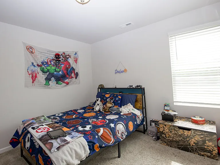 413 Century Ln — Photo 42