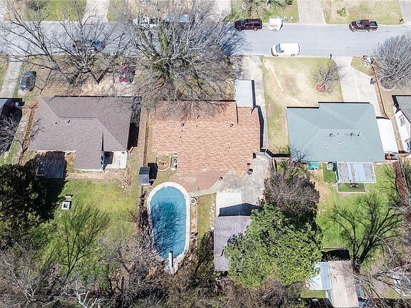 2nd image of 2503 Toni Ave