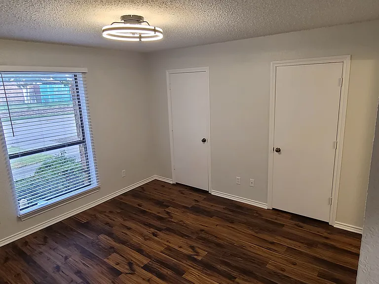 17811 Farley Trl — Photo 6