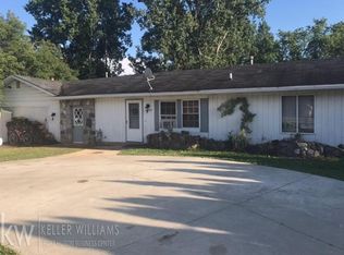 4193 N River Rd, Fort Gratiot, MI 48059