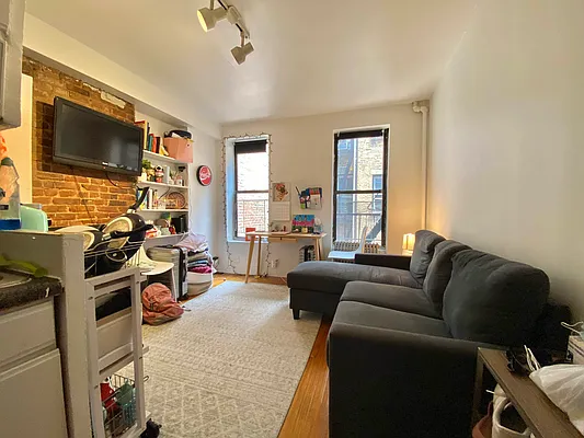 Rented by Oxford Property Group | media 23