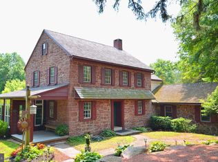 1023 Geigertown Rd, Birdsboro, PA 19508