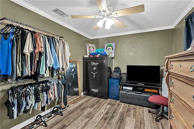 214 Dianne Dr — Photo 14