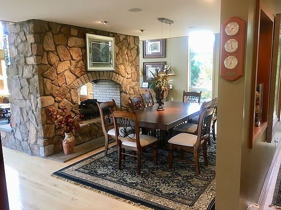 Main Floor Dinning Room