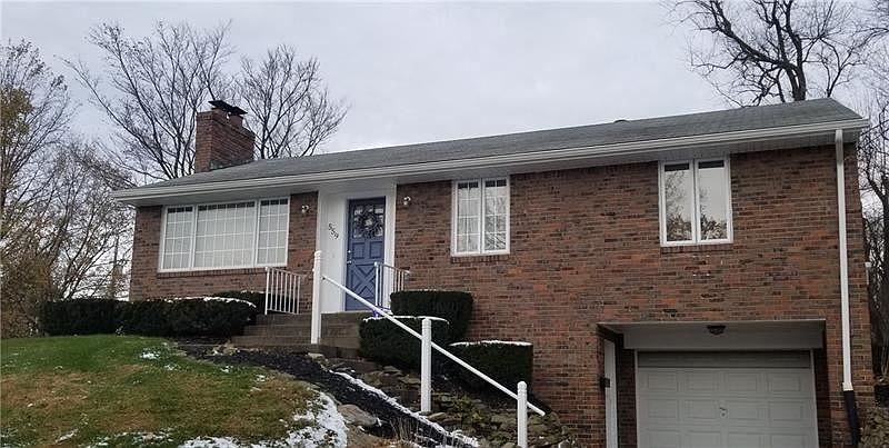 1st image of 559 Saint Clair Dr