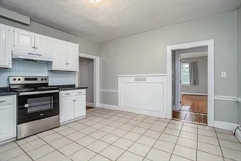 2 bed, 931 sqft, $2,200 — Photo 3