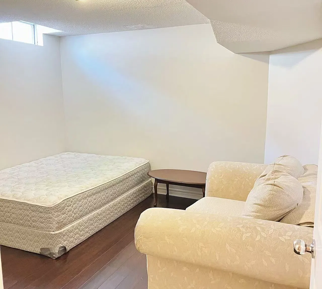 2 bed, $1,299 — Photo 4