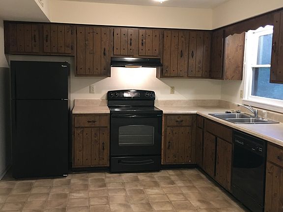 4th image of 2110 Ashland City Rd APT C
