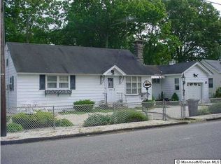 441 Mohawk Dr, Brick, NJ 08723