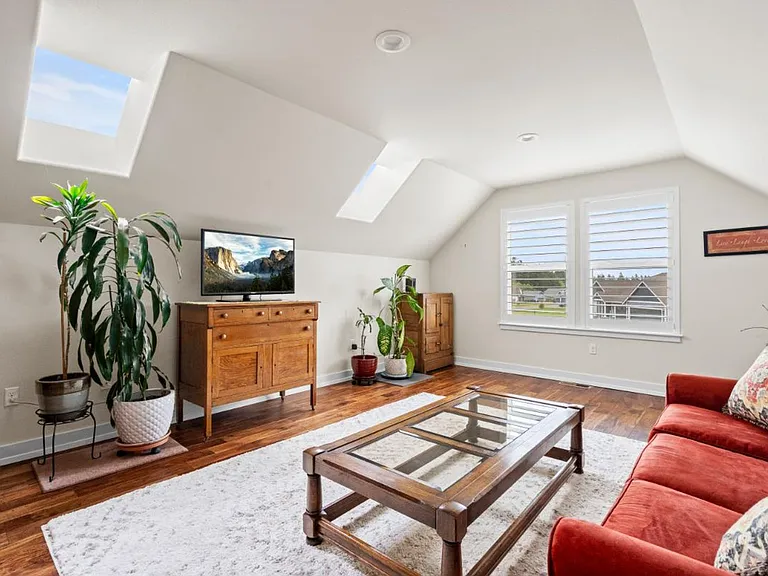 12022 Maxvale Hill Ct SE — Photo 35