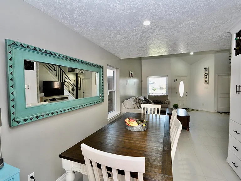 3330 Beran Dr — Photo 9