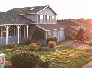 13707 SE 18th St, Bellevue, WA 98005