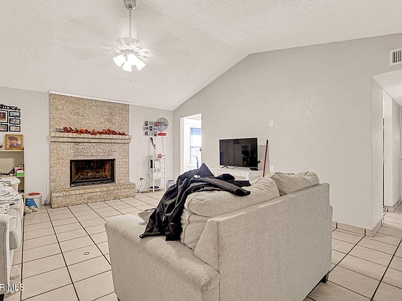 3rd image of 2805 Beachcomber Dr #A