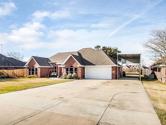 2nd image of 3115 Kathleen Dr