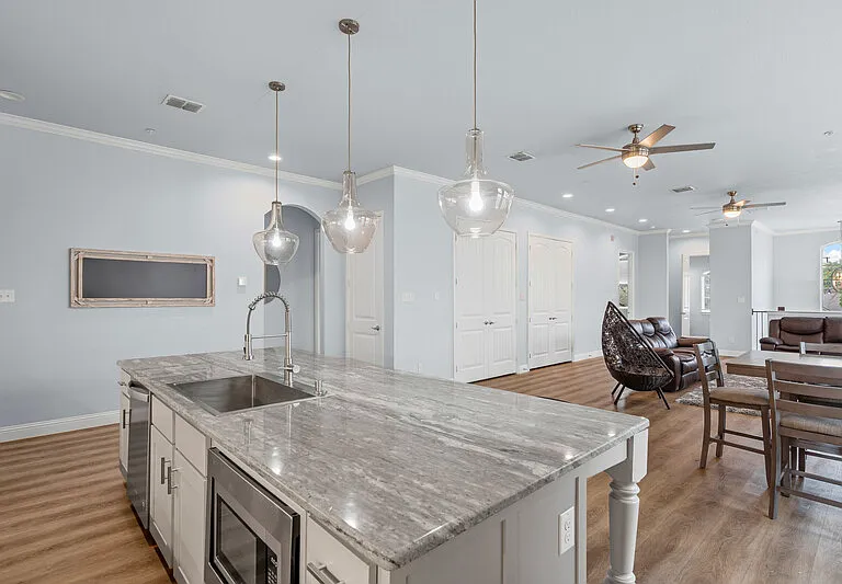 3322 S University Dr — Photo 8