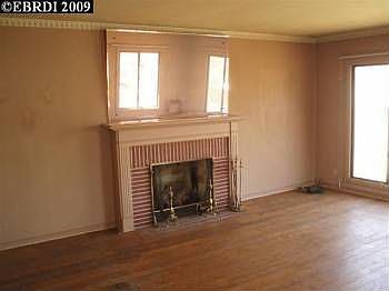 1st image of 329 31st St