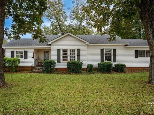 403 S Main St, Headland, AL 36345