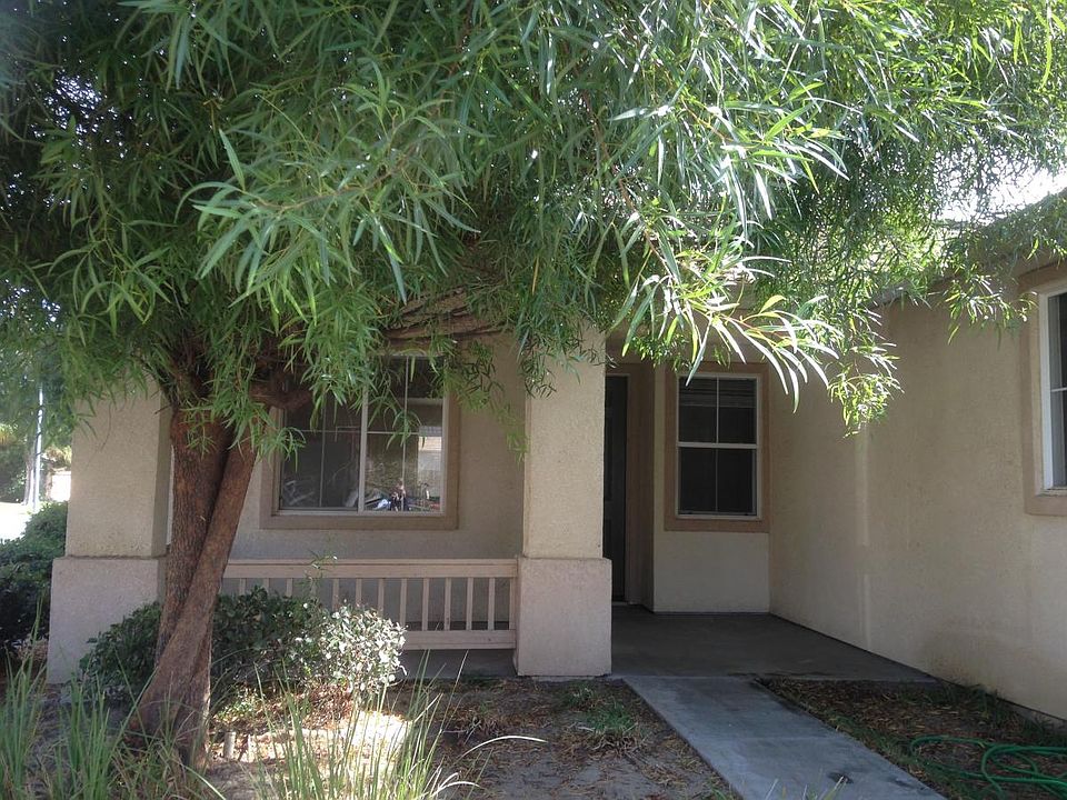 1st image of 13380 Applewood Way
