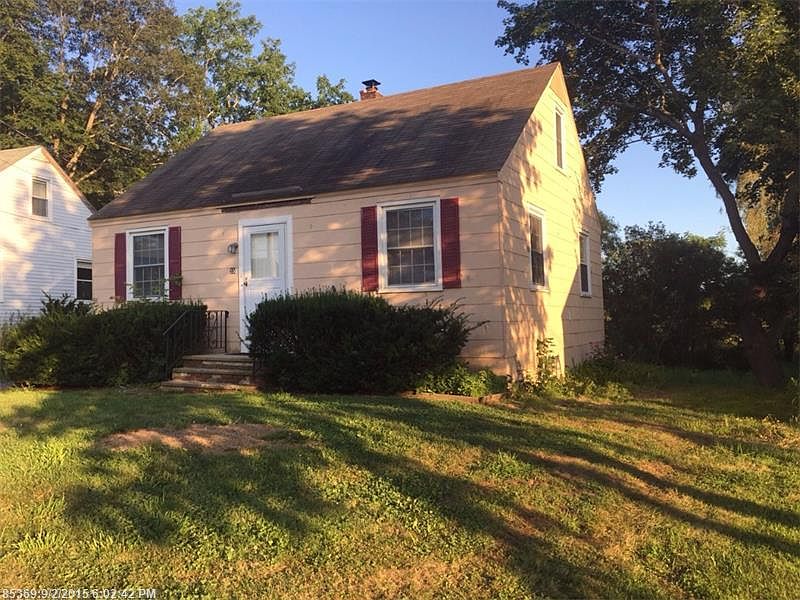 2nd image of 55 Longfellow Dr