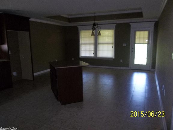 5th image of 304 Autumnridge Cir