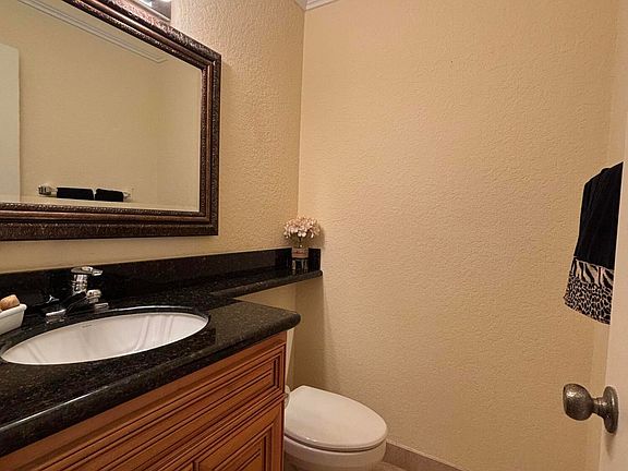 5th image of 10084 S 42nd Dr Drive #122