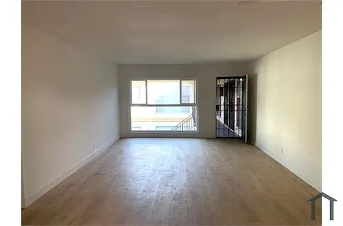 4234 Degnan Blvd Photo 1