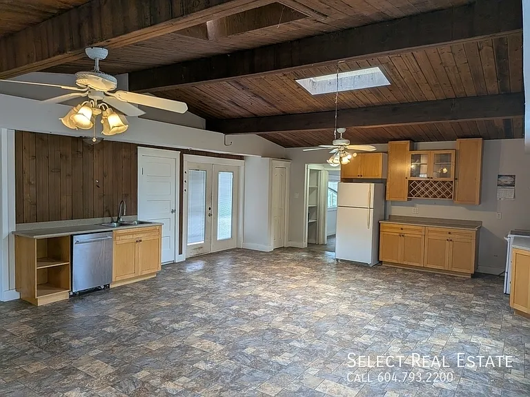 46520 Clayton Ave — Photo 6