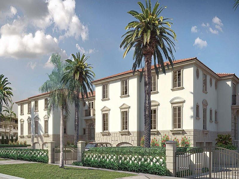 1st image of 215 Brazilian Ave #2