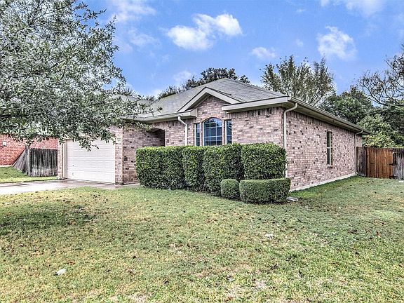 2_4403CountyCreekDrive75236-9479--MLS--_0016.jpg