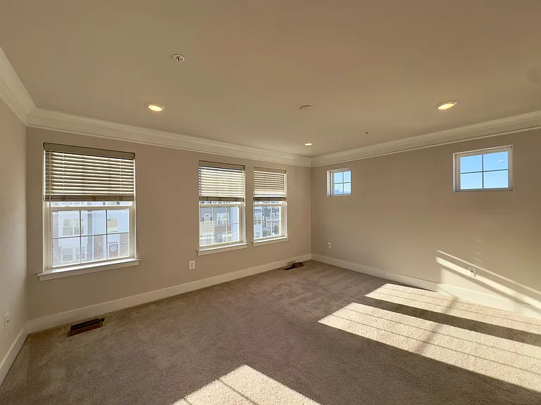2115 Woodlands Rd — Photo 23