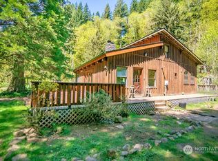 2038 Abernathy Creek Rd, Longview, WA 98632