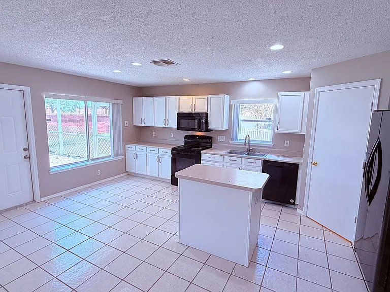 1291 Sandestin Way — Photo 10