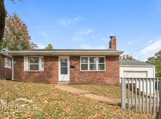 6929 Roland Blvd, Saint Louis, MO 63121