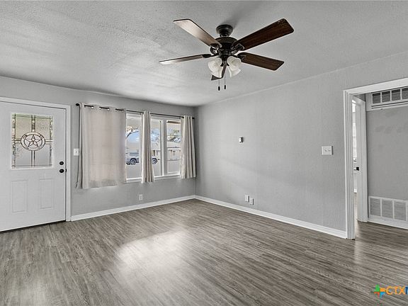 5th image of 1009 Fulton St