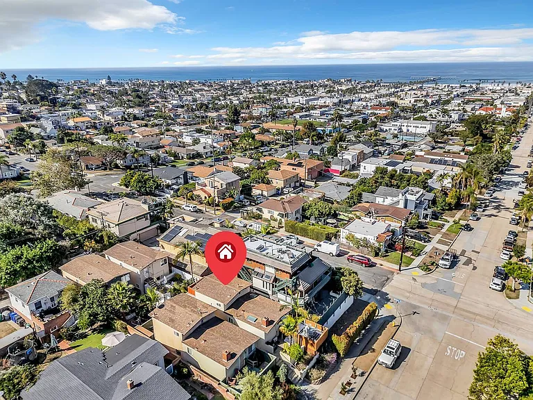 Convenient location, very close to the beach and other attractions,