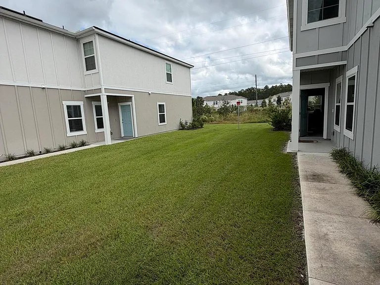 64 Java Ln — Photo 34