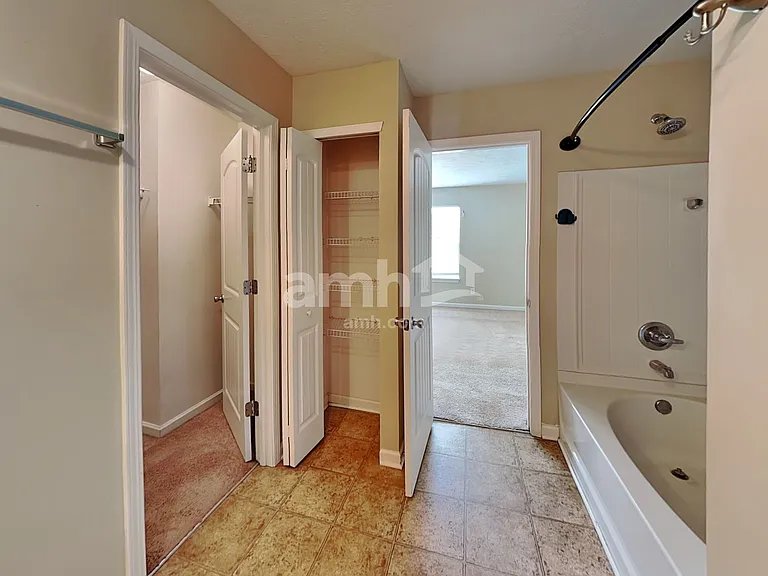 7161 Lakeland Trails Blvd — Photo 13