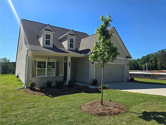 2nd image of 3300 Forest Green Dr