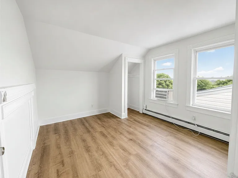 276 Atlantic St #3 — Photo 4