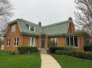 224 S Kenilworth Ave, Elmhurst, IL