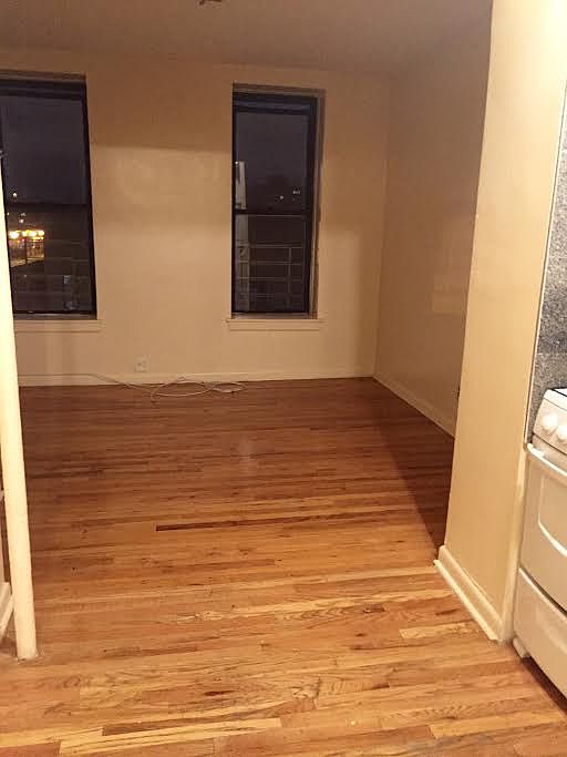 2nd image of 100 E 123rd St APT 5F