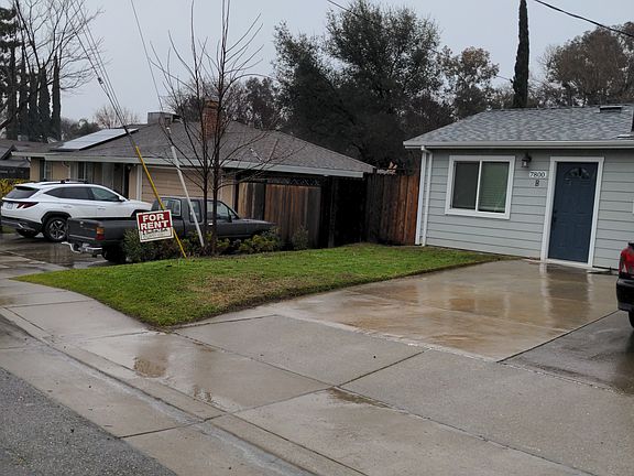 Ample Parking & Curb Appeal! Enjoy the convenience of a spacious driveway with easy access to your home. The well-maintained front yard adds a touch of greenery, creating a welcoming first impression. Perfect for hassle-free living!