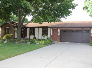2419 Basswood St, Jenison, MI 49428