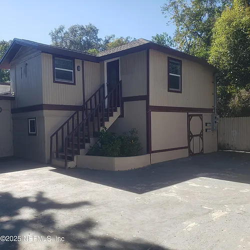 3034 Post St Photo 1