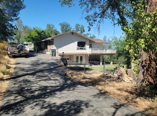 8651 Valley View Rd, Redding, CA 96001