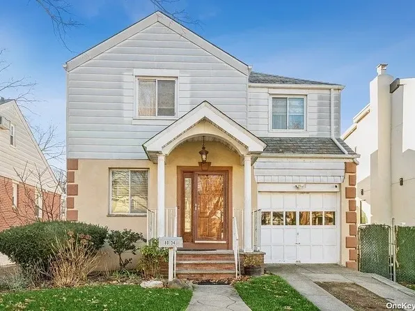 8034 209th St, Queens Village, NY 11427