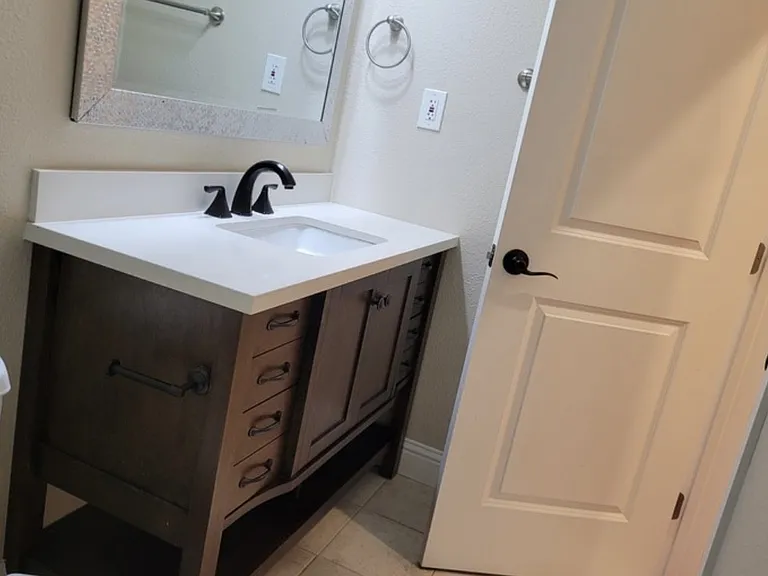 100 La Crosse Dr #2 — Photo 6