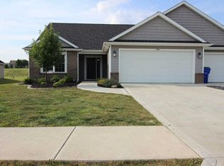 1733 Meadowsweet Pkwy, Fort Wayne, IN 46808