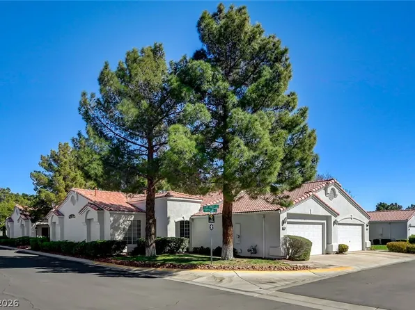 8828 Crystal Port Ave, Las Vegas, NV 89147