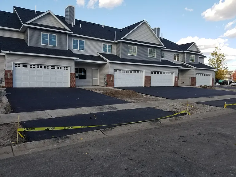 5828 Overlook Ln — Photo 2